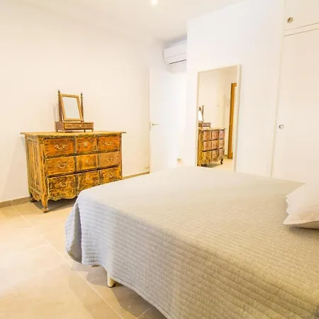 Chez Margaux, Fantastico Апартаменти Порт-де-Польєнса